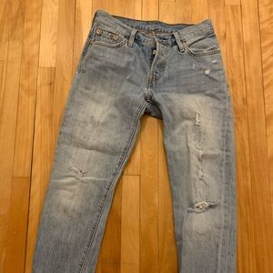 Levis girlfriend jeans